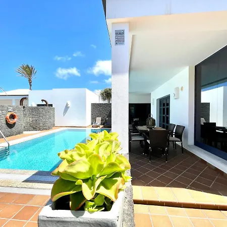 Mamma Mia Lanzarote Villa